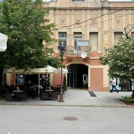 Apartman Galerija 诺威萨 外观 照片